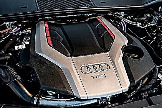 Sedán Audi S6: dinámica sólida