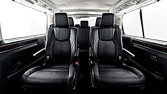 Comfortable Toyota Hiace VIP