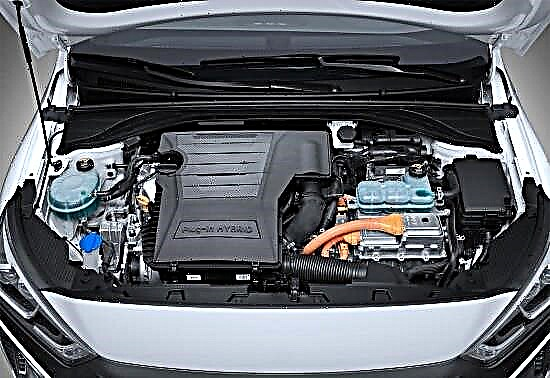 Plug-in rechargeable Hyundai IONIQ
