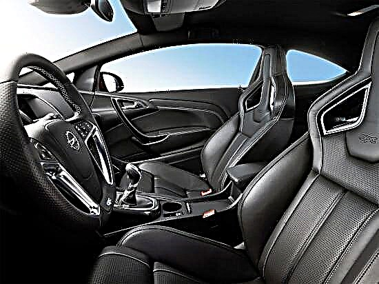 Hot hatch Opel Astra J OPC